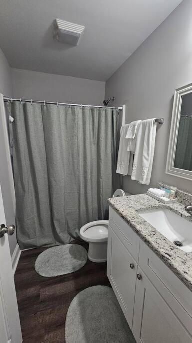 Gorgeous 3 Bedroom Home With Cable Tv In All Rooms & Free Wi-Fi コンコード エクステリア 写真